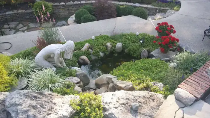 Landscaping collection at Reminiscent